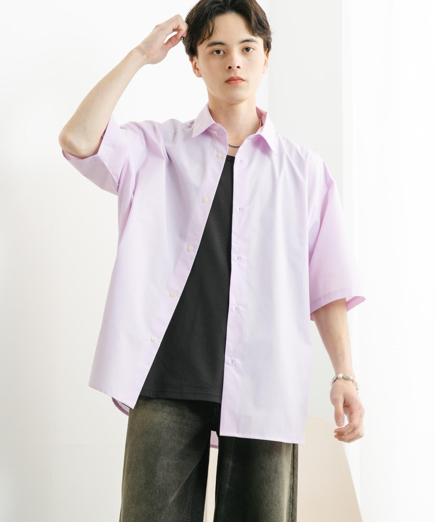 中性寬鬆版常規領短袖襯衫