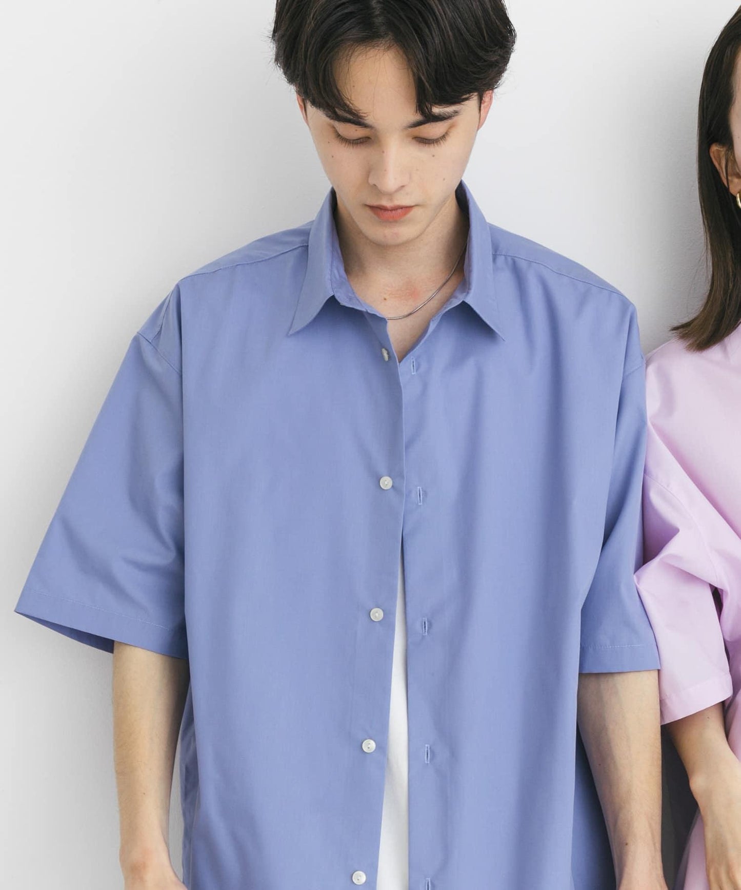 中性寬鬆版常規領短袖襯衫