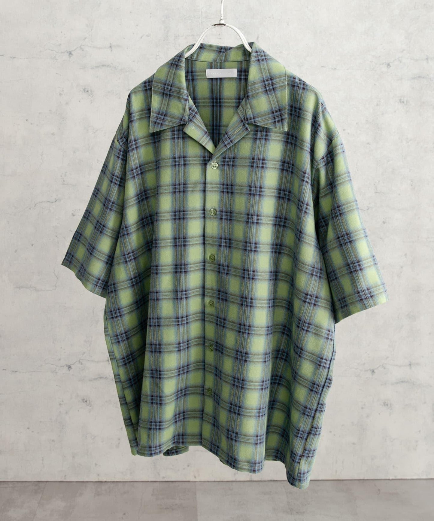 中性漸變格紋短袖襯衫