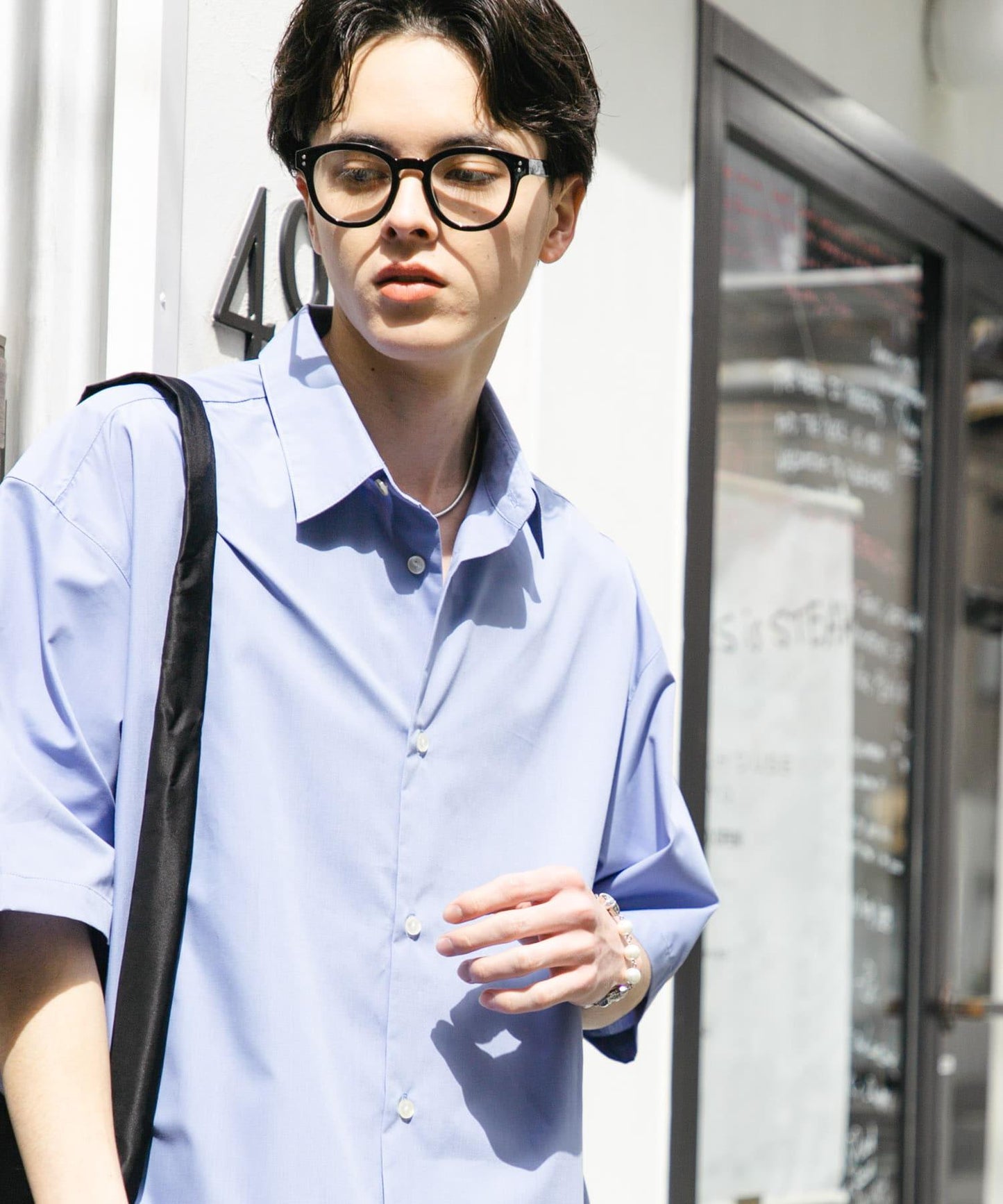 中性寬鬆版常規領短袖襯衫