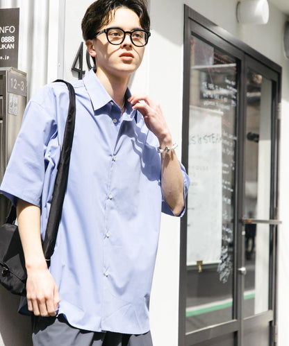 中性寬鬆版常規領短袖襯衫