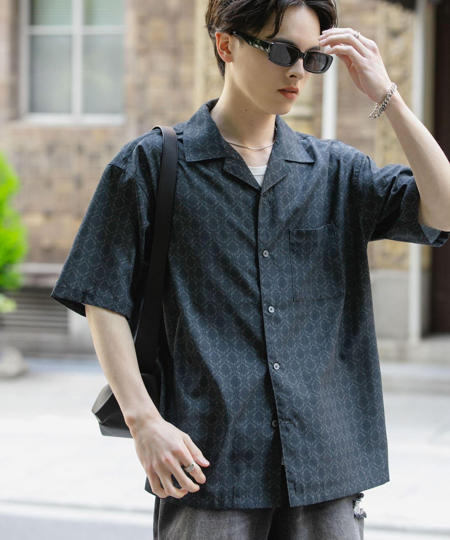 提花開領短袖襯衫