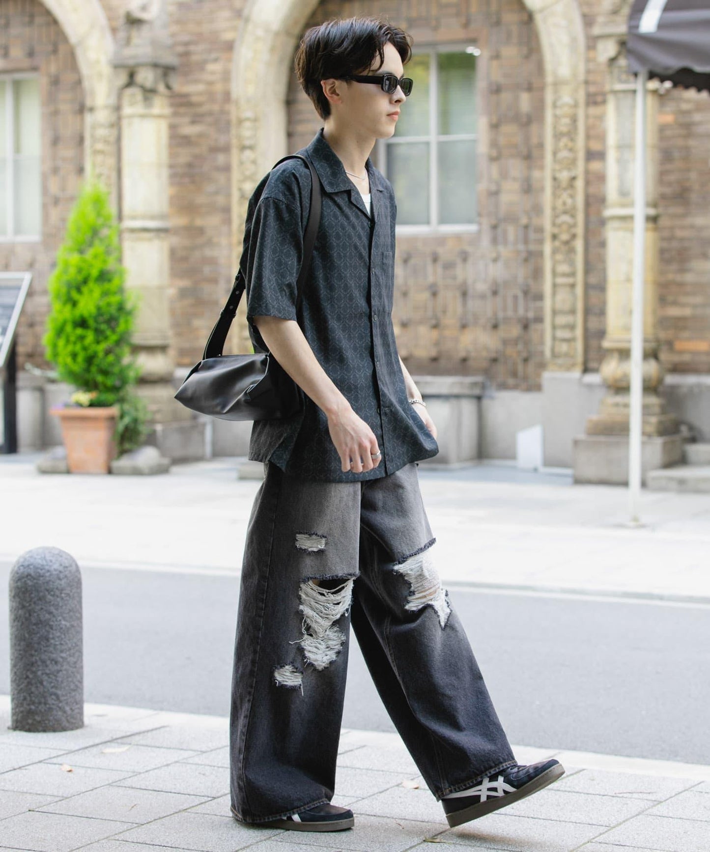 提花開領短袖襯衫