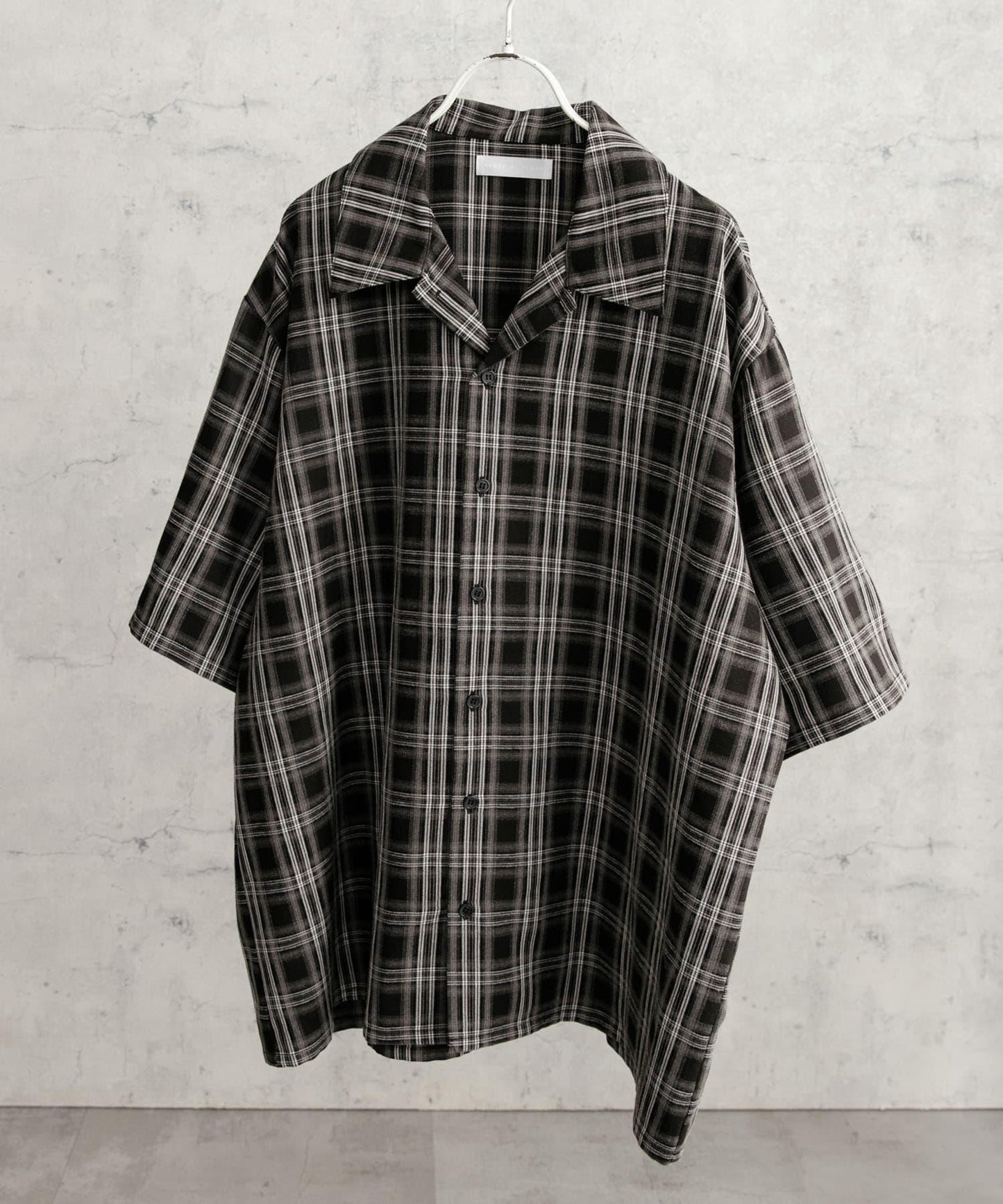 中性漸變格紋短袖襯衫