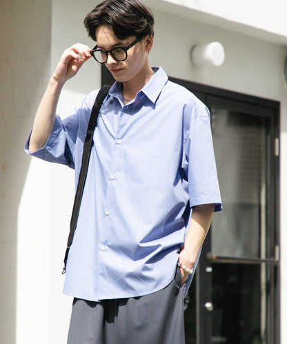 中性寬鬆版常規領短袖襯衫