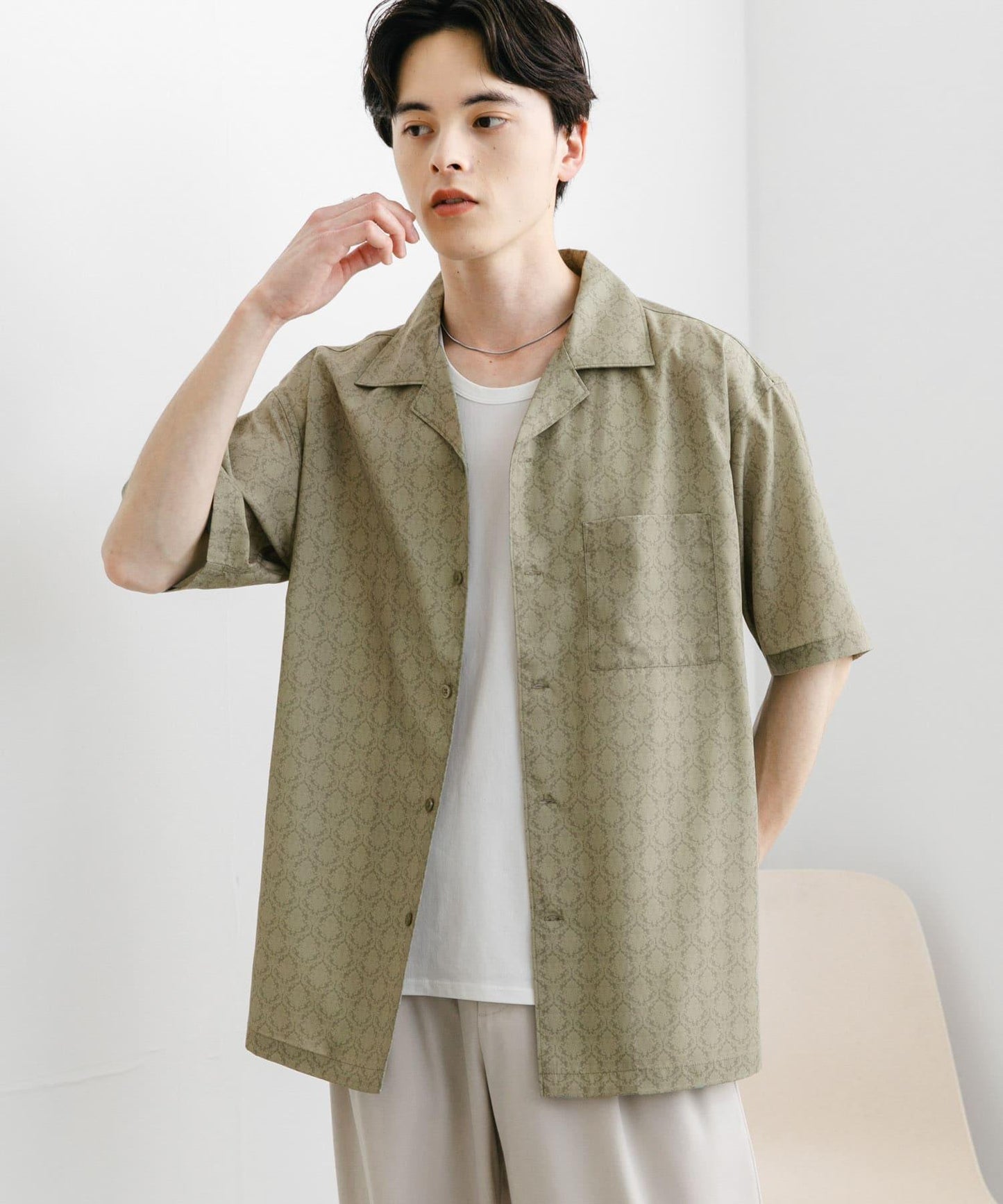 提花開領短袖襯衫