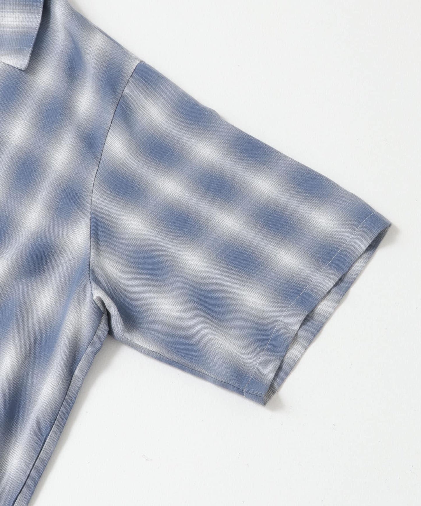 中性漸變格紋短袖襯衫