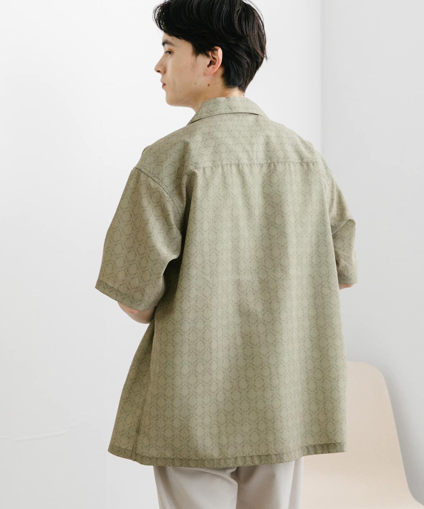 提花開領短袖襯衫