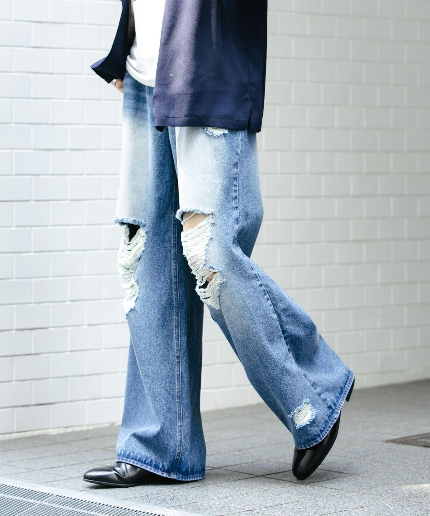 中性破洞牛仔寬腿褲