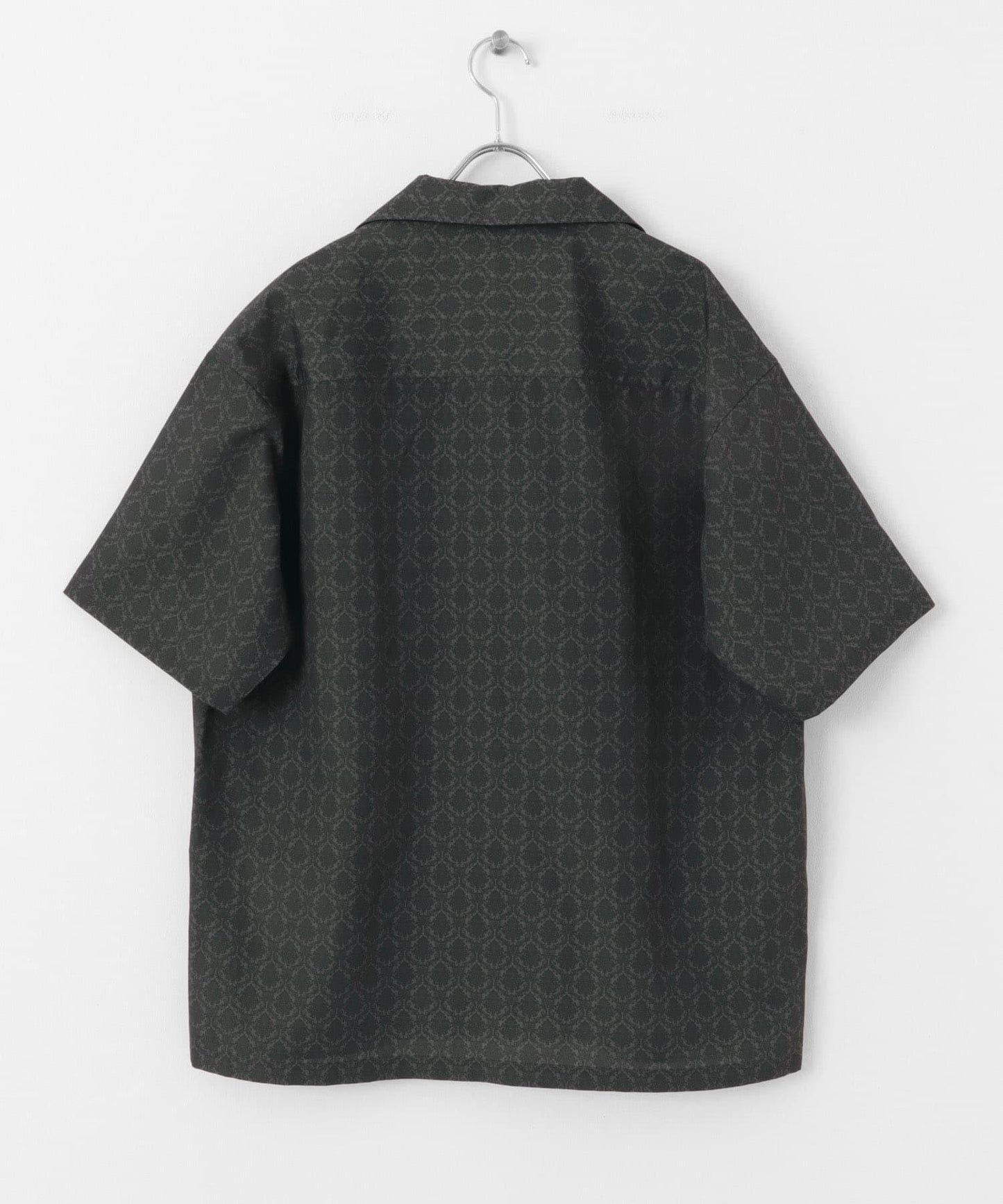 提花開領短袖襯衫