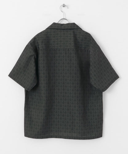 提花開領短袖襯衫