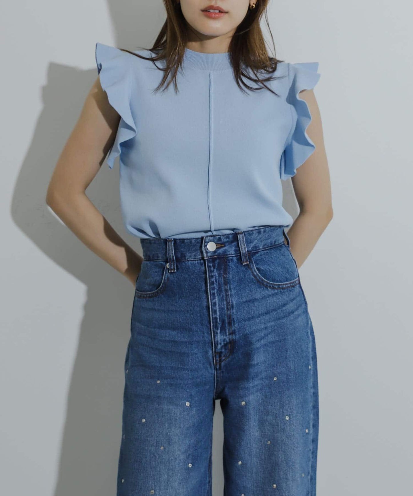 荷葉邊修身針織衫