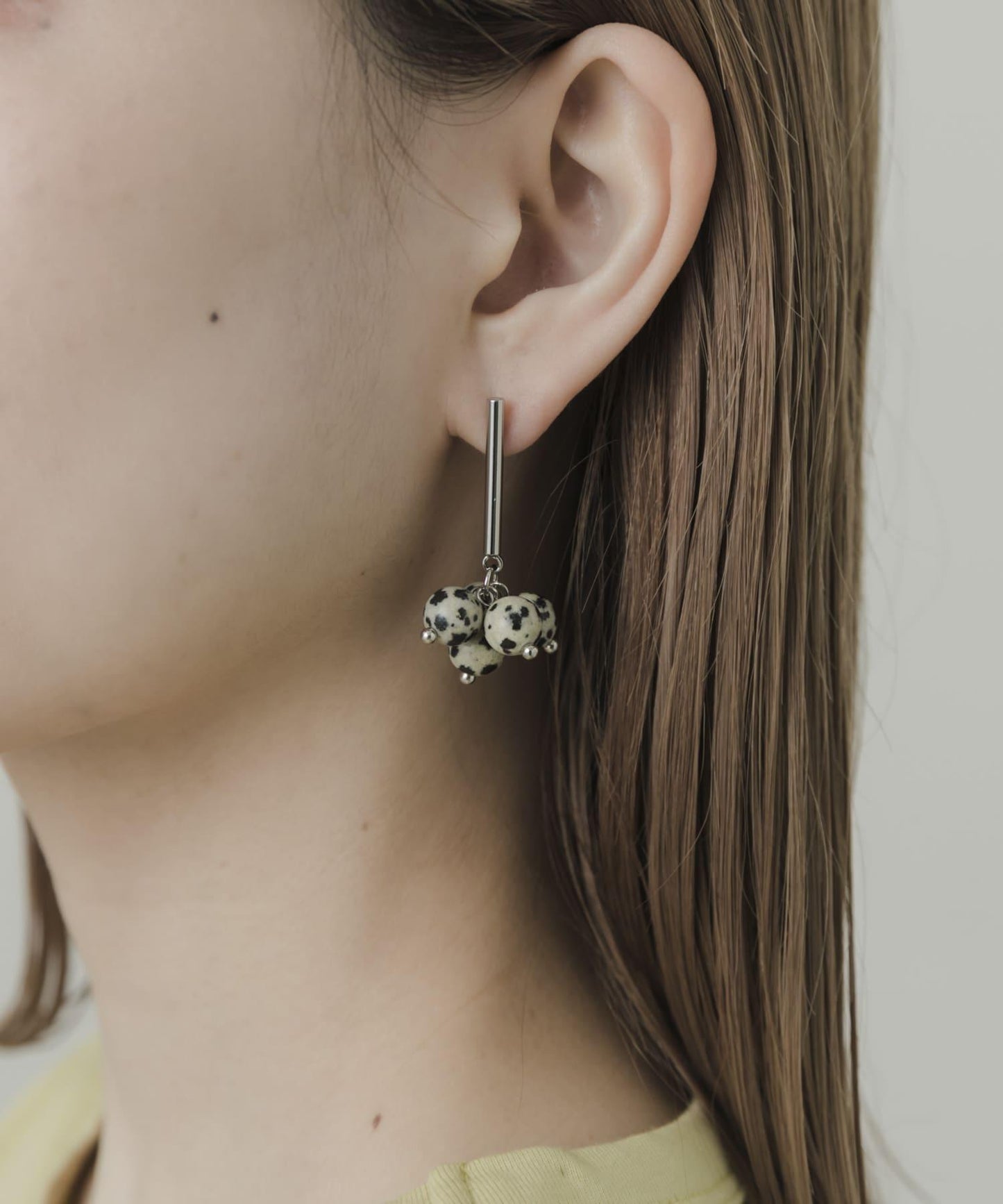 水滴形寶石耳環