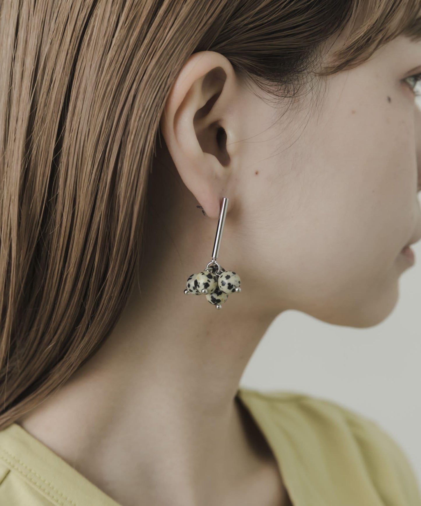 水滴形寶石耳環