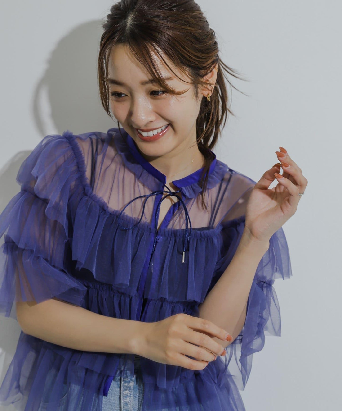 多層網紗拼接女式襯衫