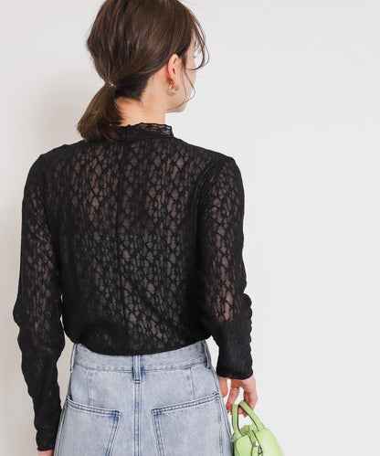蕾絲拼接上衣