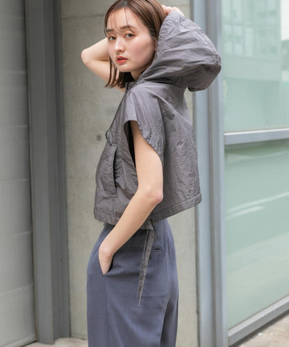 Uiscel 尼龍短款連帽衛衣