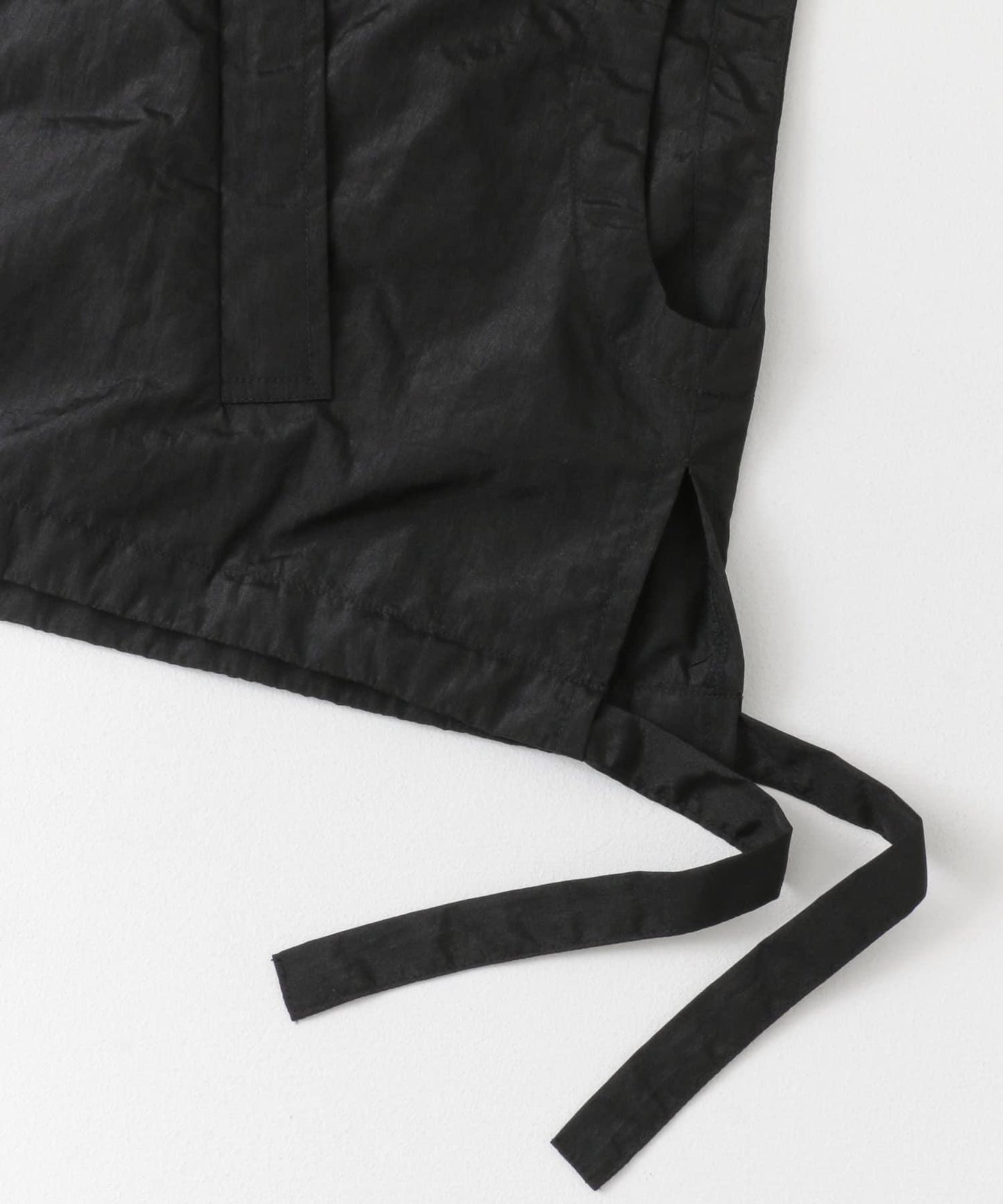 Uiscel 尼龍短款連帽衛衣