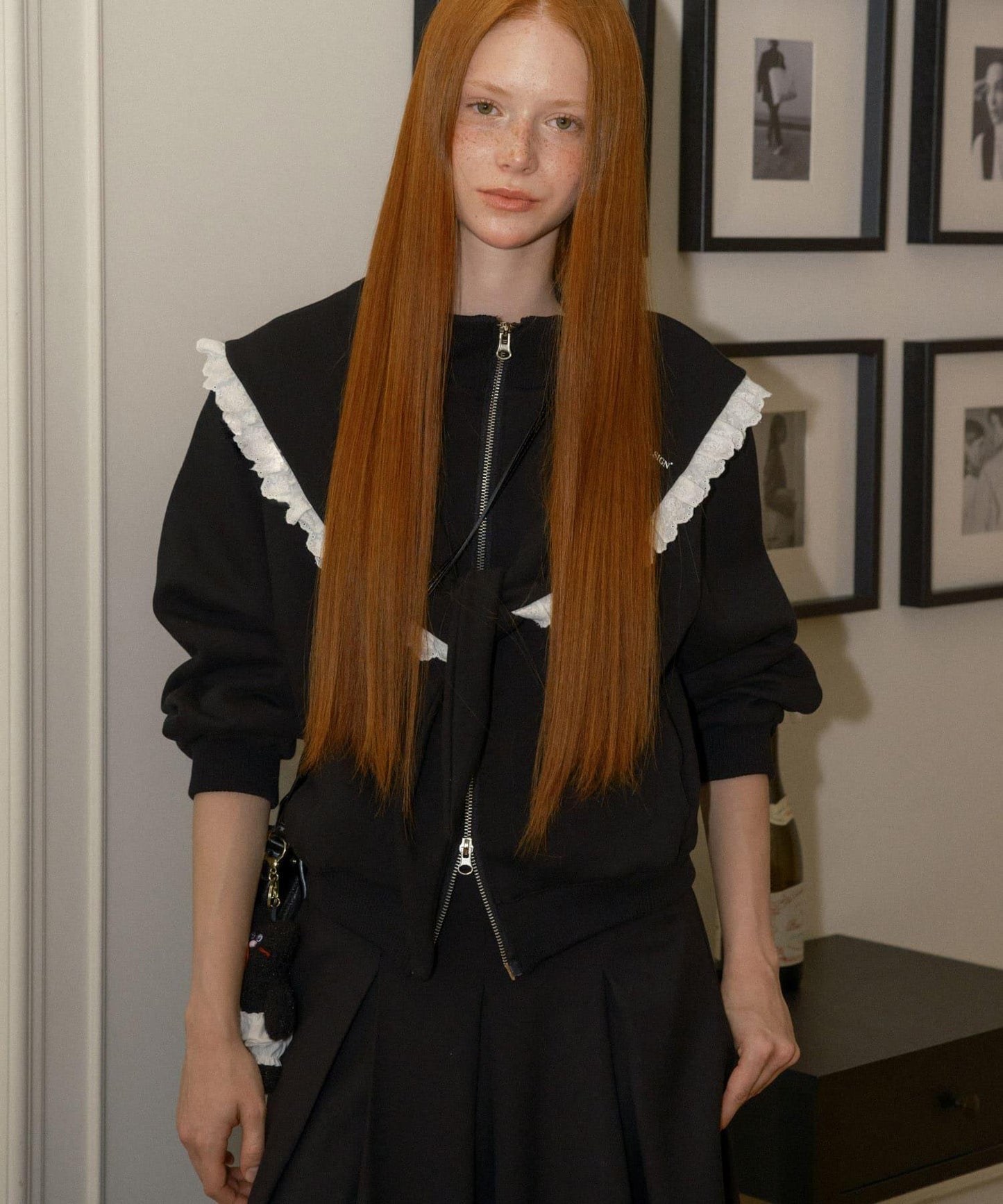 VITALSIGN 蕾絲斗篷標誌拉鍊開衫