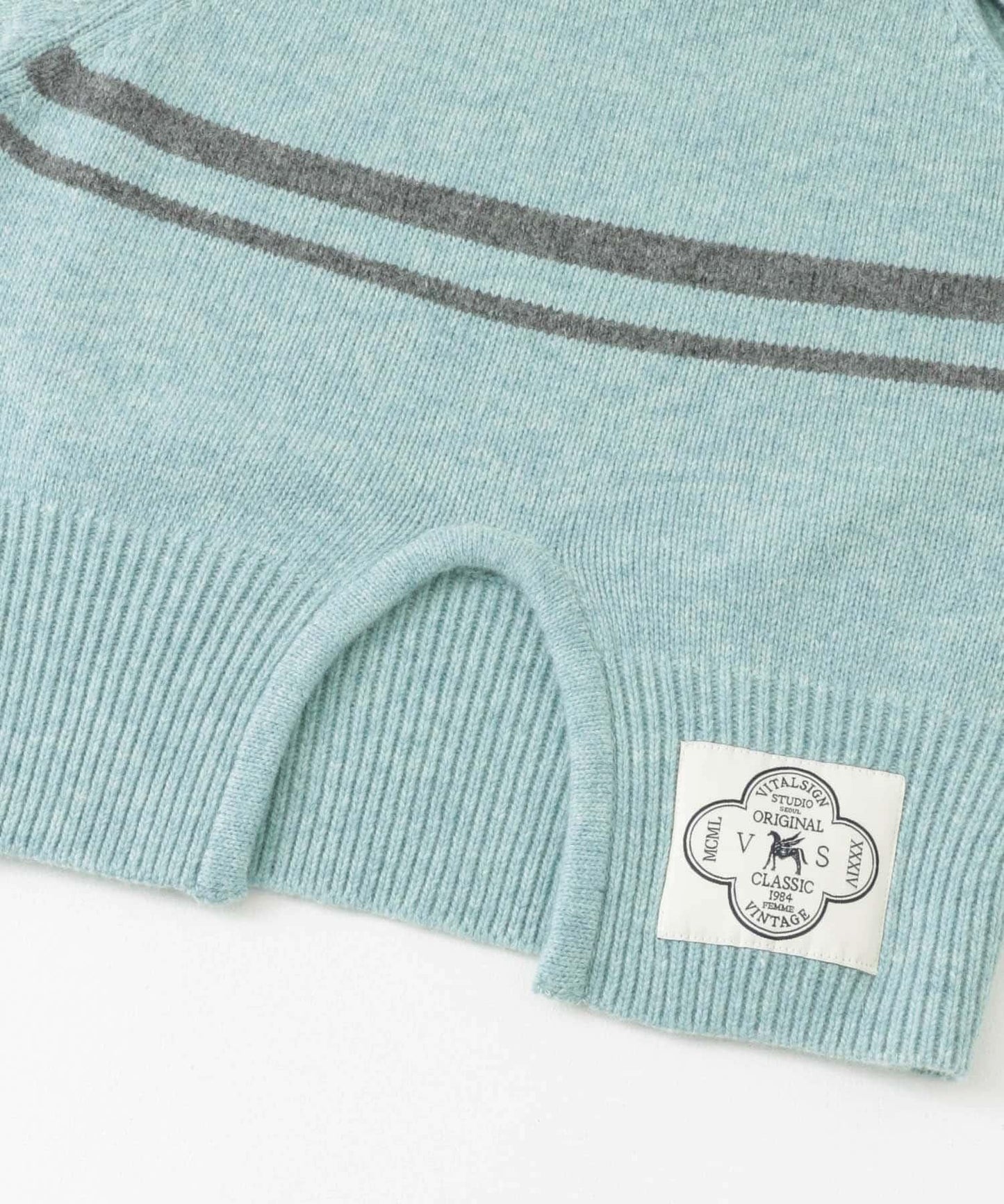 VITALSIGN 鏤空線條針織套頭衫