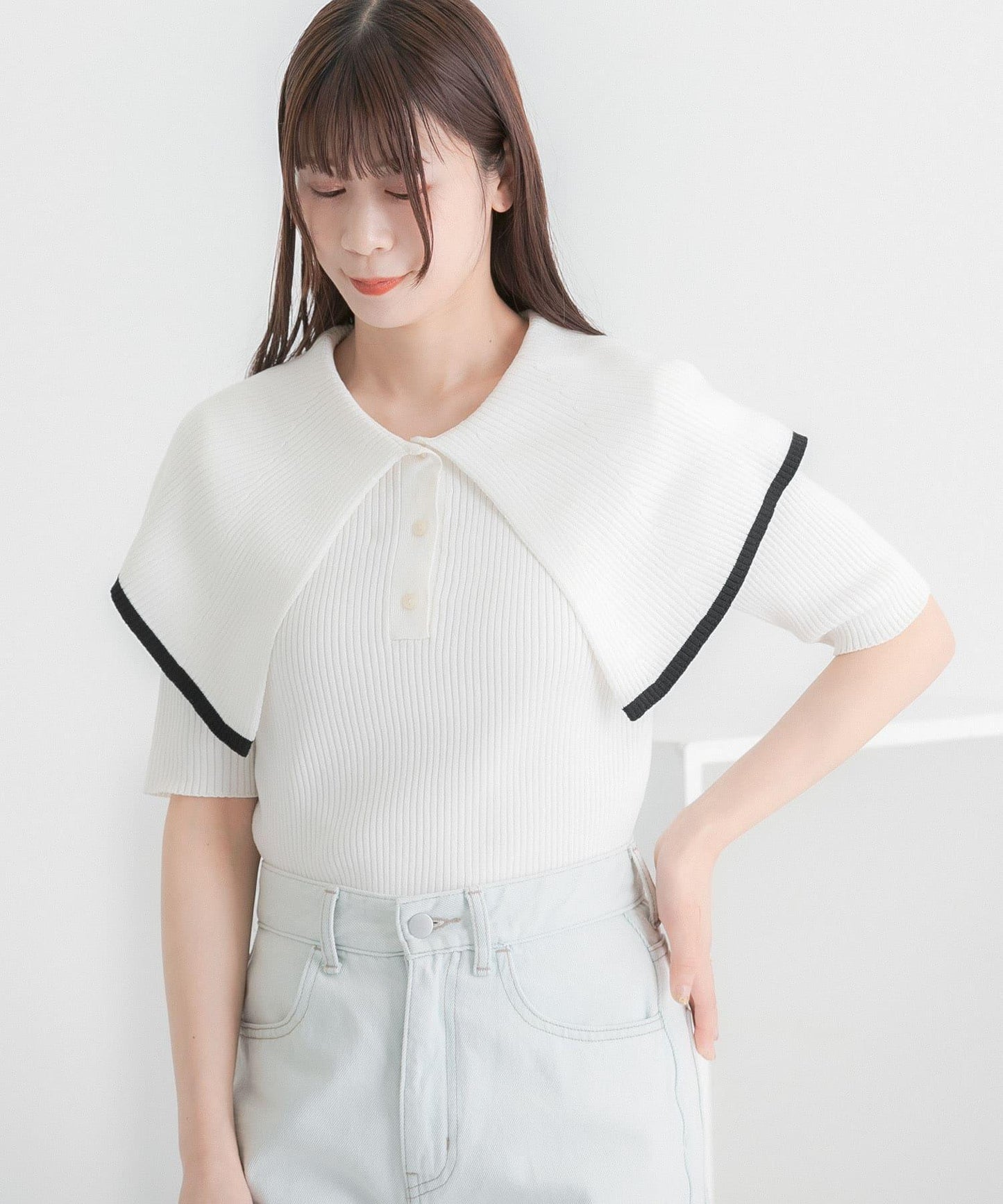 荷葉邊領口五分袖針織衫