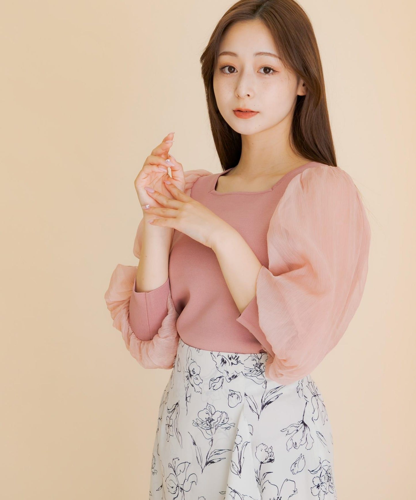 透視感蓬鬆袖針織衫（五分袖）