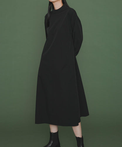 Uiscel 4向彈力帳篷廓形連衣裙