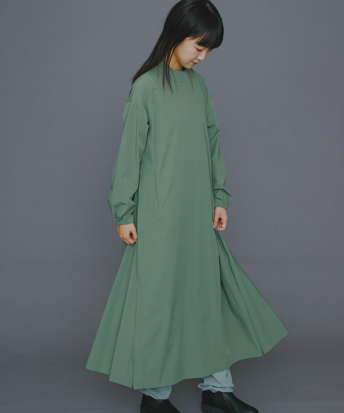 Uiscel 4向彈力帳篷廓形連衣裙