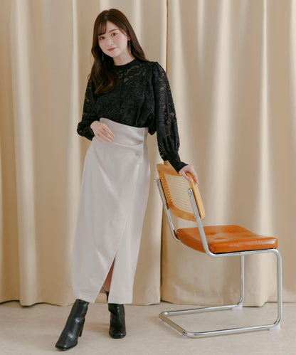 紐扣裝飾半身裙