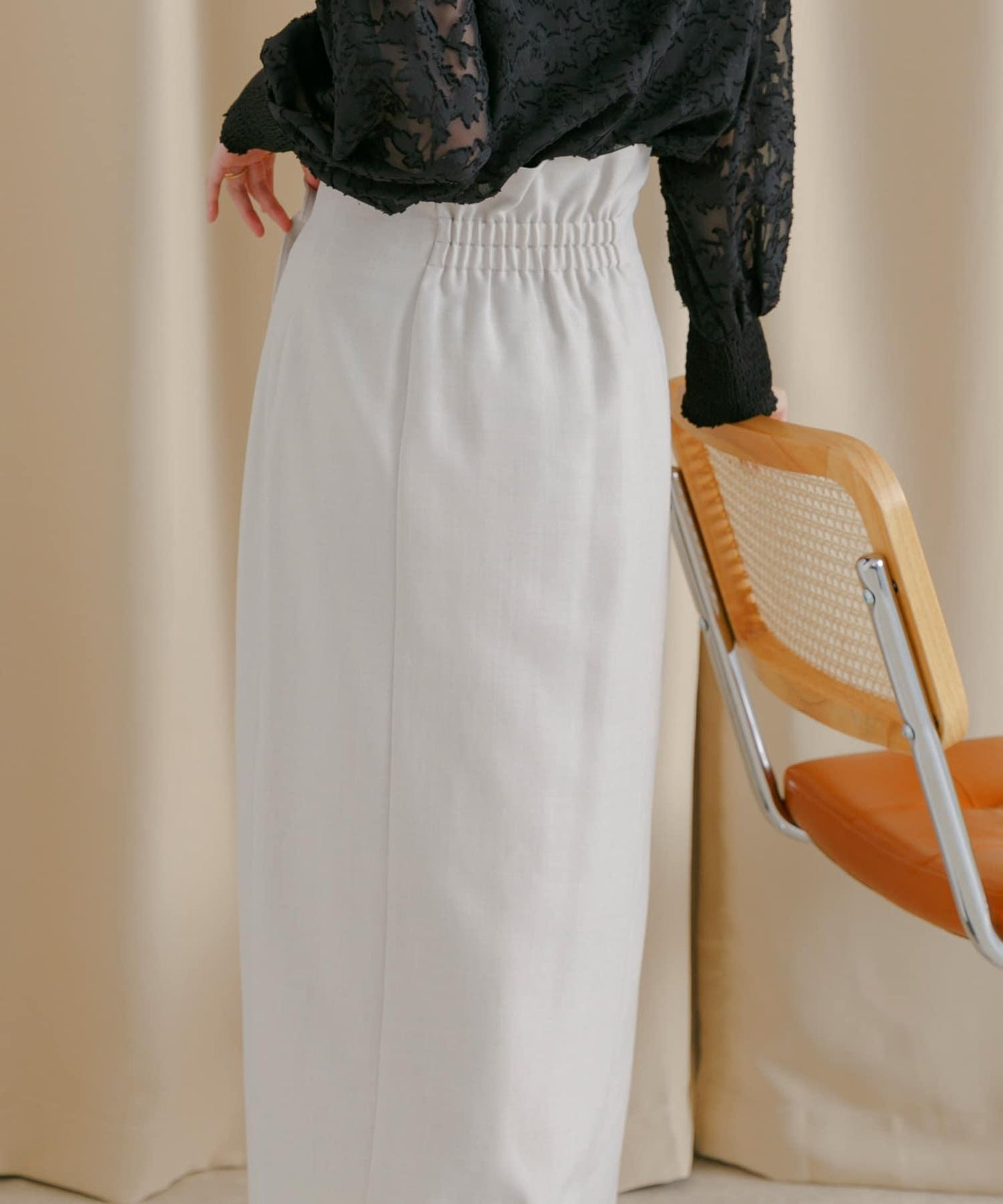 紐扣裝飾半身裙