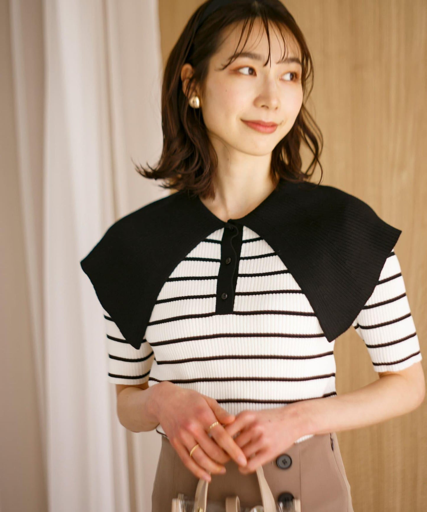 荷葉邊領口五分袖針織衫