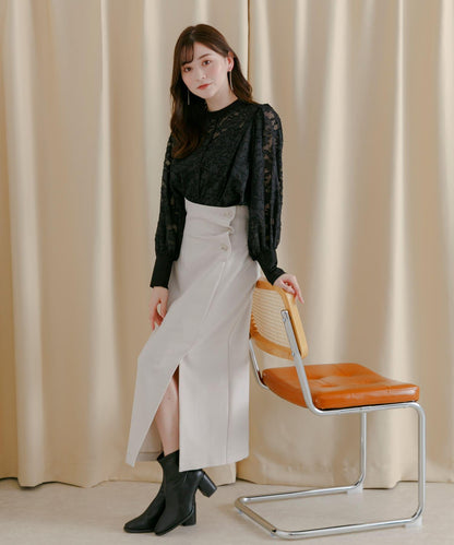 紐扣裝飾半身裙