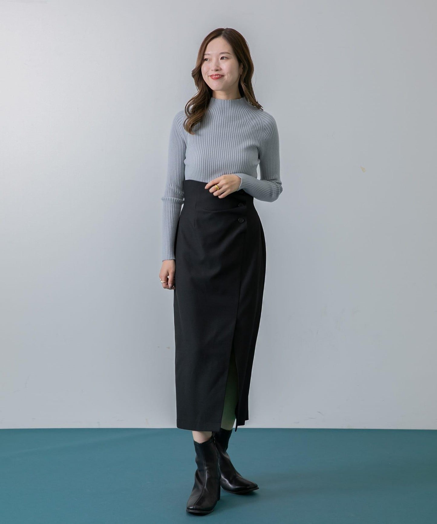 紐扣裝飾半身裙