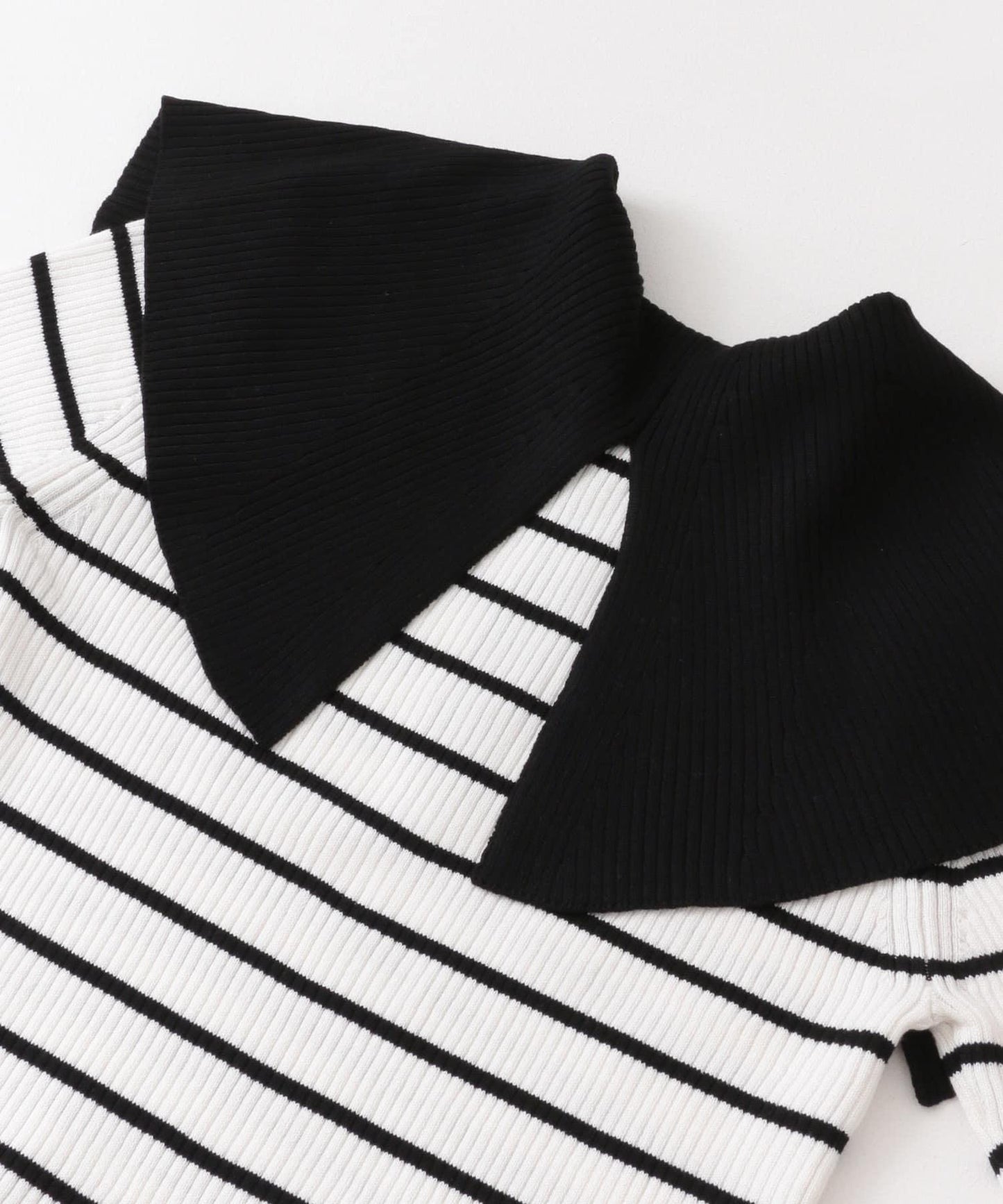 荷葉邊領口五分袖針織衫