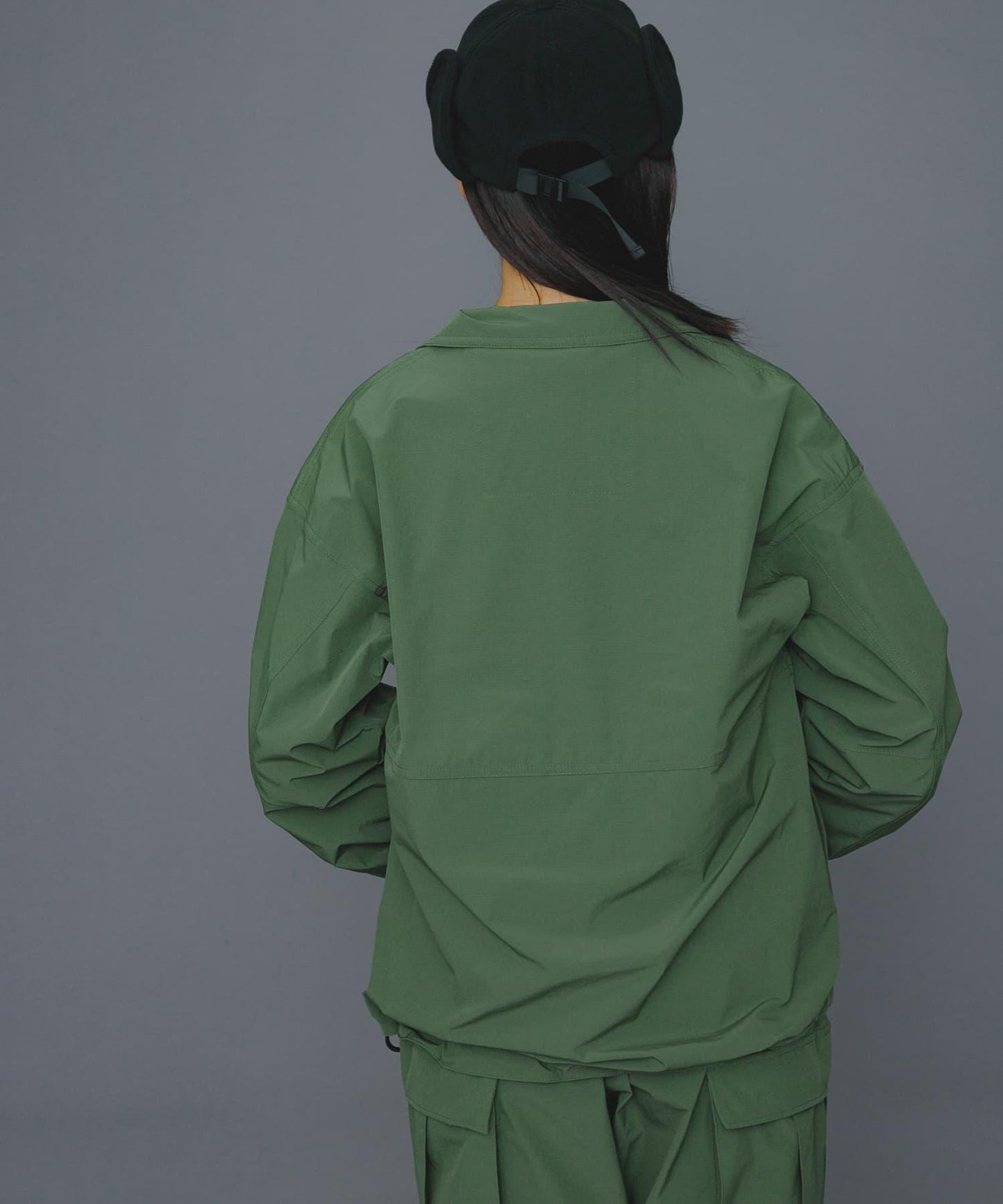 『中性款』Uiscel 4向彈力套頭衫