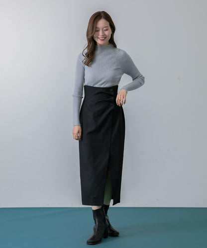 紐扣裝飾半身裙