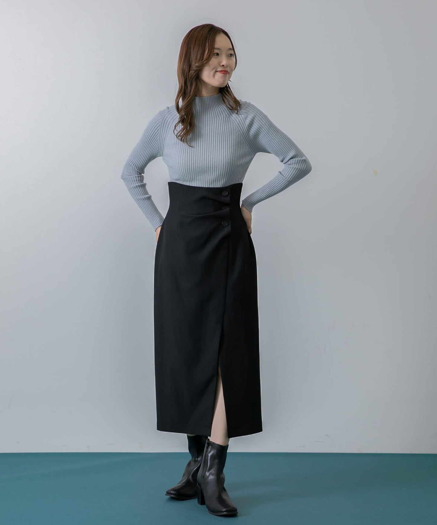 紐扣裝飾半身裙