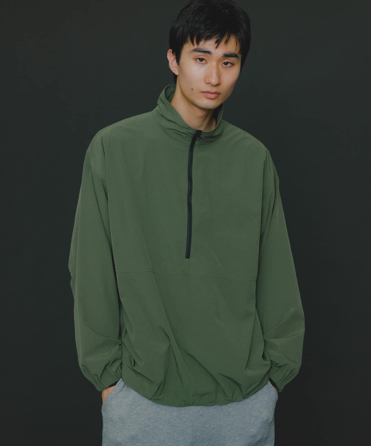 『中性款』Uiscel 4向彈力套頭衫