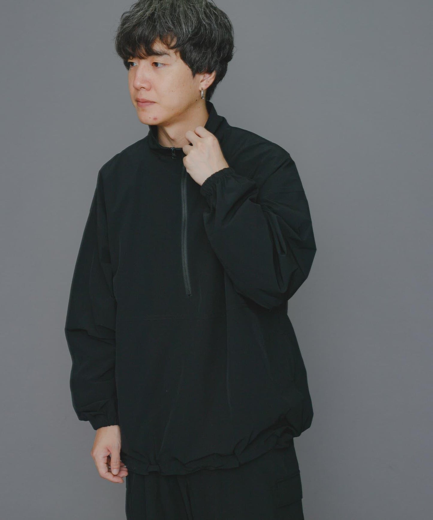 『中性款』Uiscel 4向彈力套頭衫