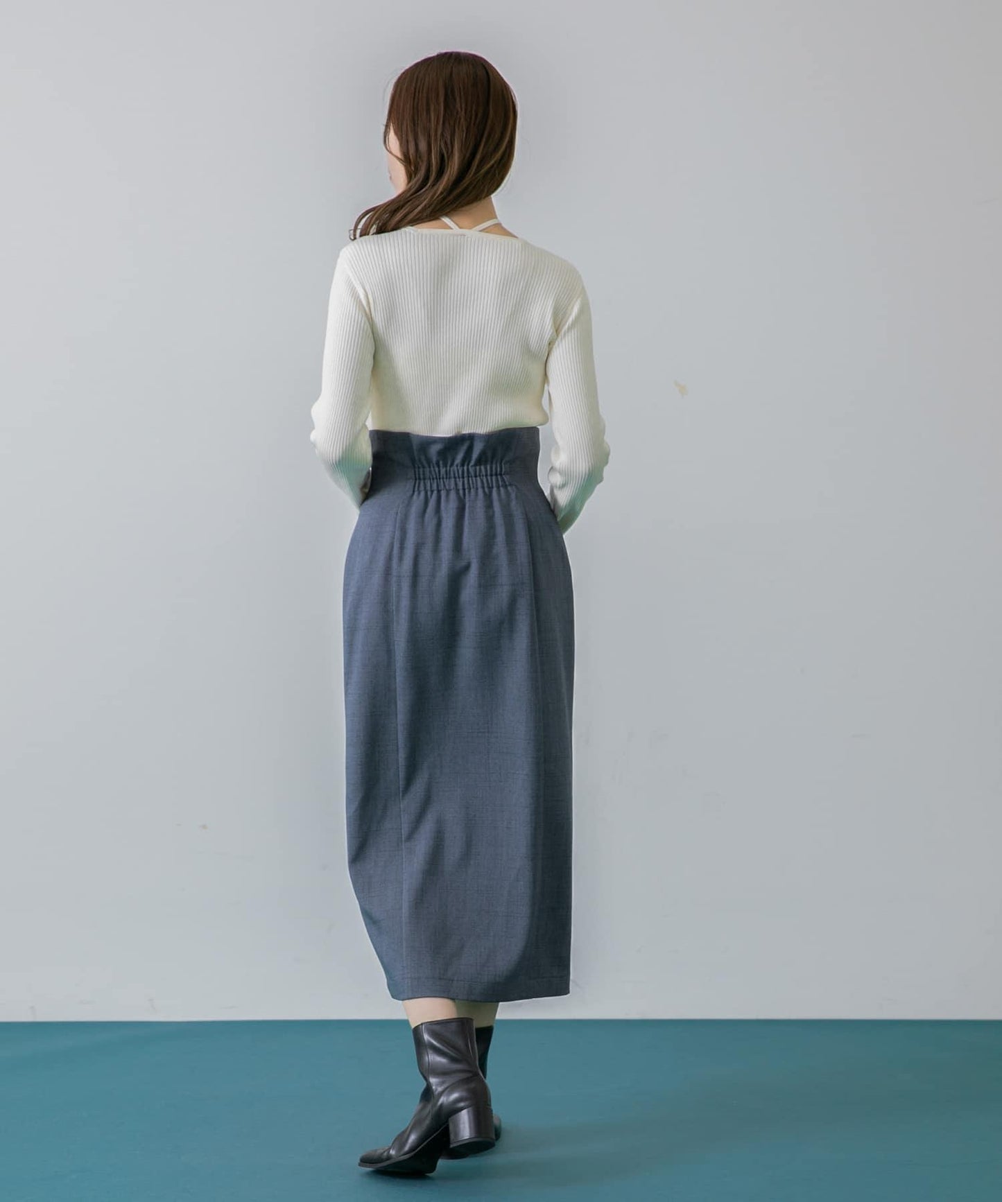 紐扣裝飾半身裙