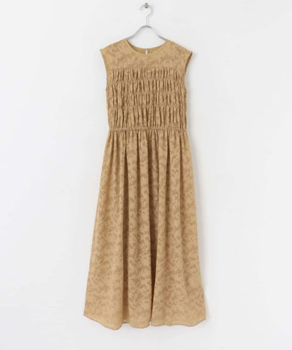 收腰褶皺無袖連衣裙