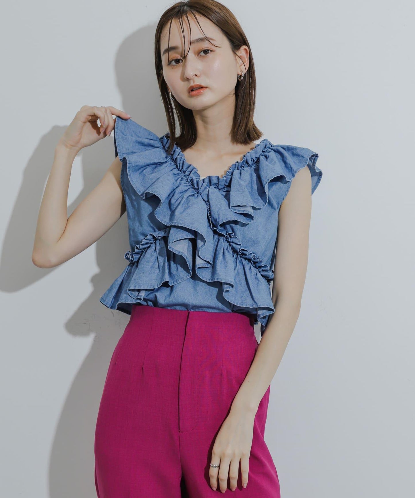 2WAY荷葉邊無袖襯衫