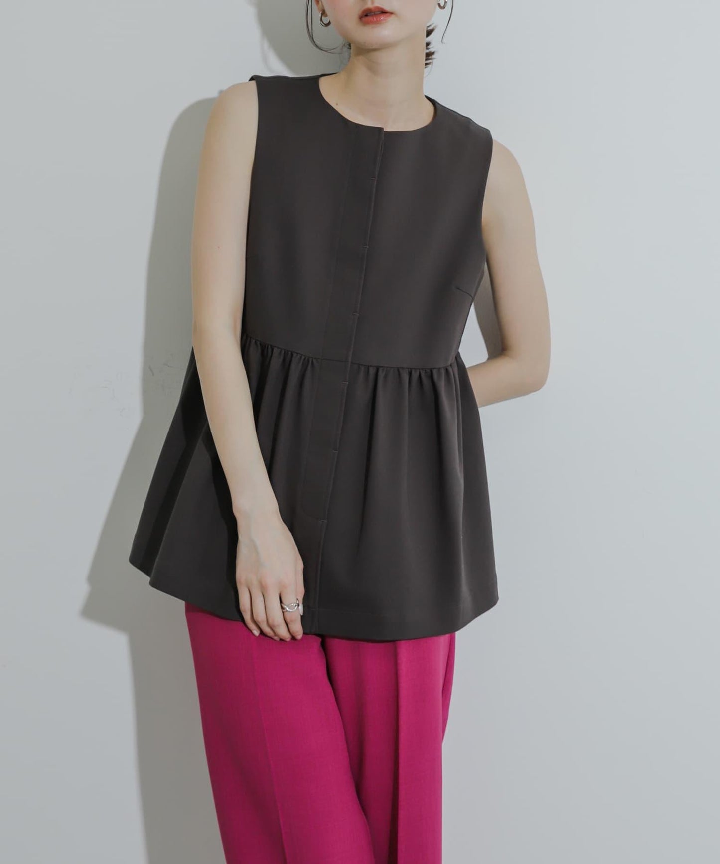 荷葉邊荷葉下襬馬甲