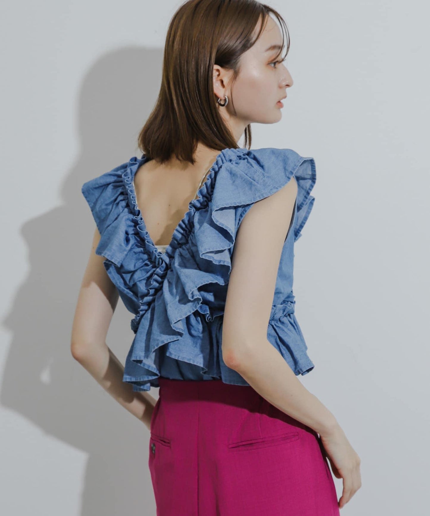 2WAY荷葉邊無袖襯衫