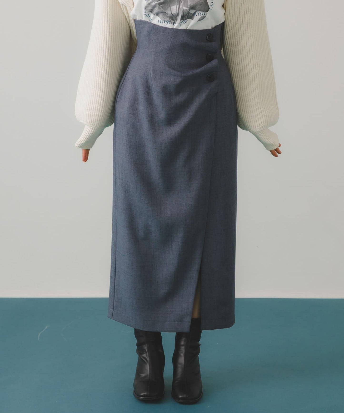 紐扣裝飾半身裙