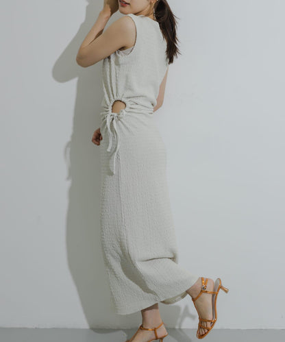 側邊開衩提花連衣裙