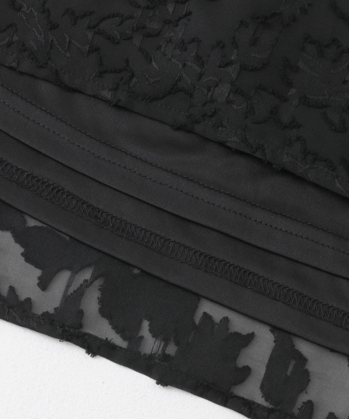 收腰褶皺無袖連衣裙