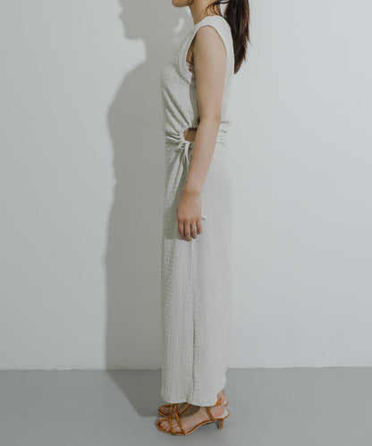 側邊開衩提花連衣裙