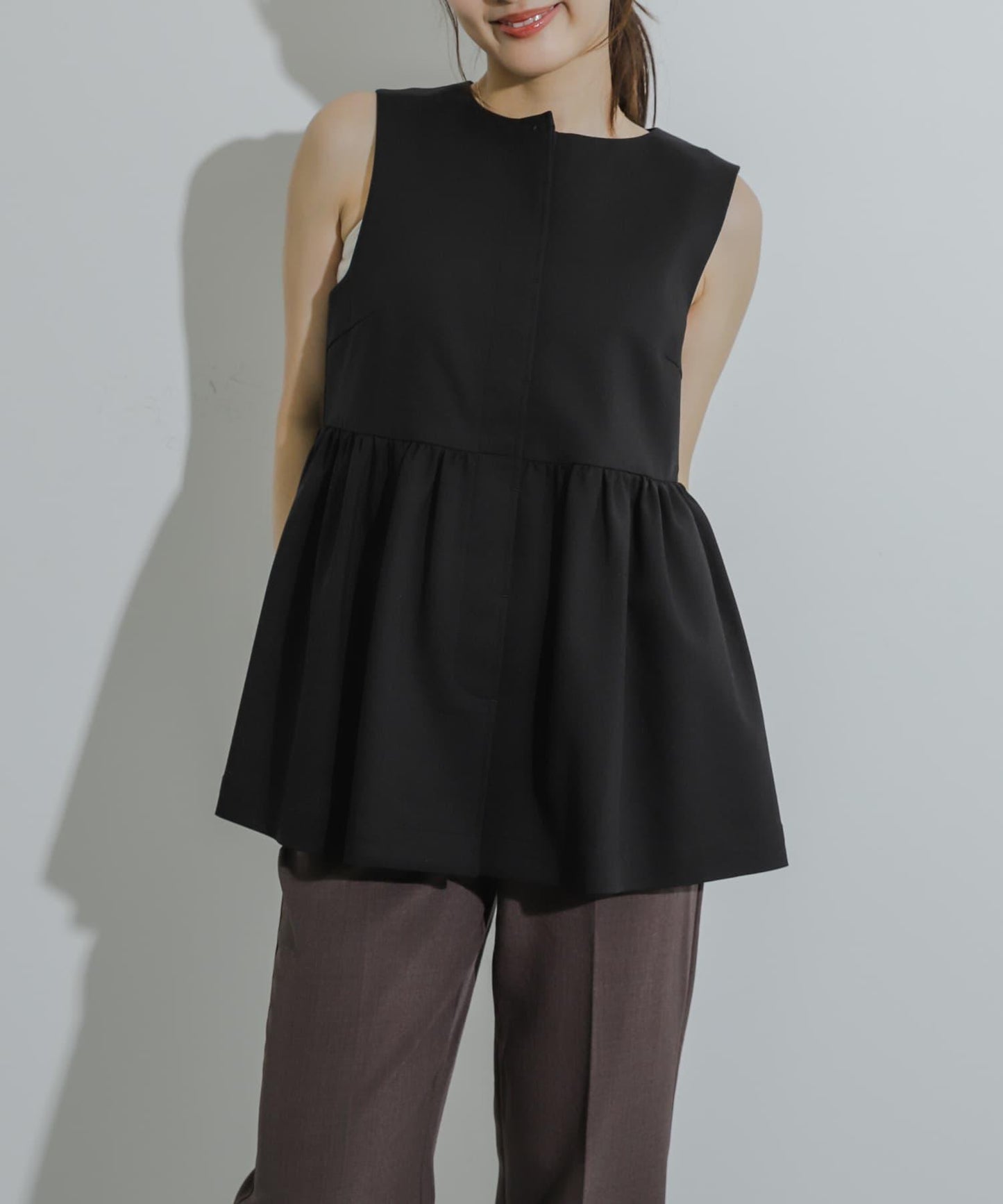 荷葉邊荷葉下襬馬甲