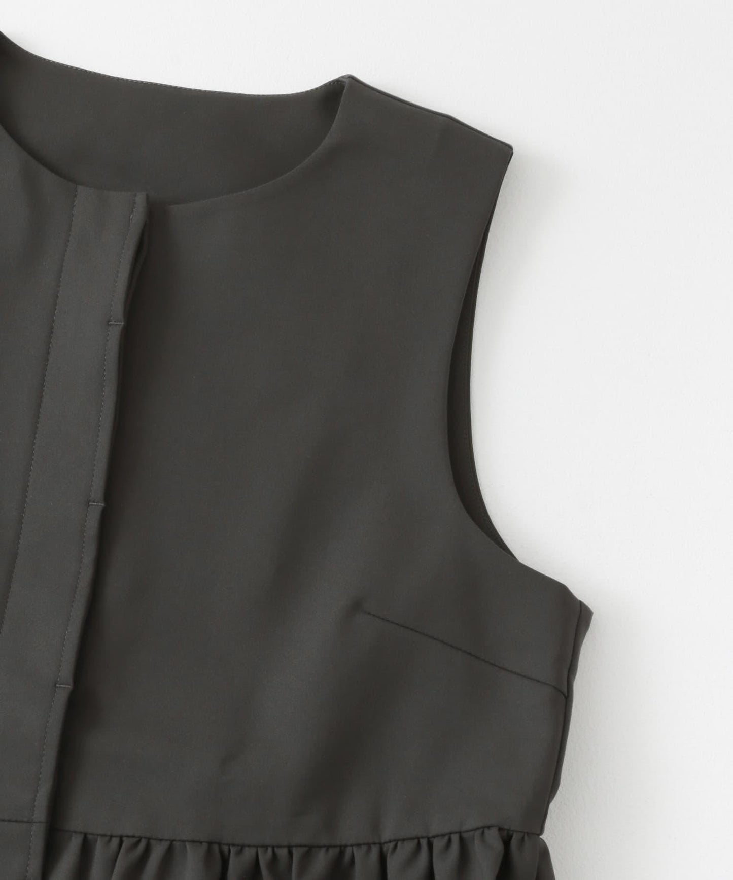 荷葉邊荷葉下襬馬甲